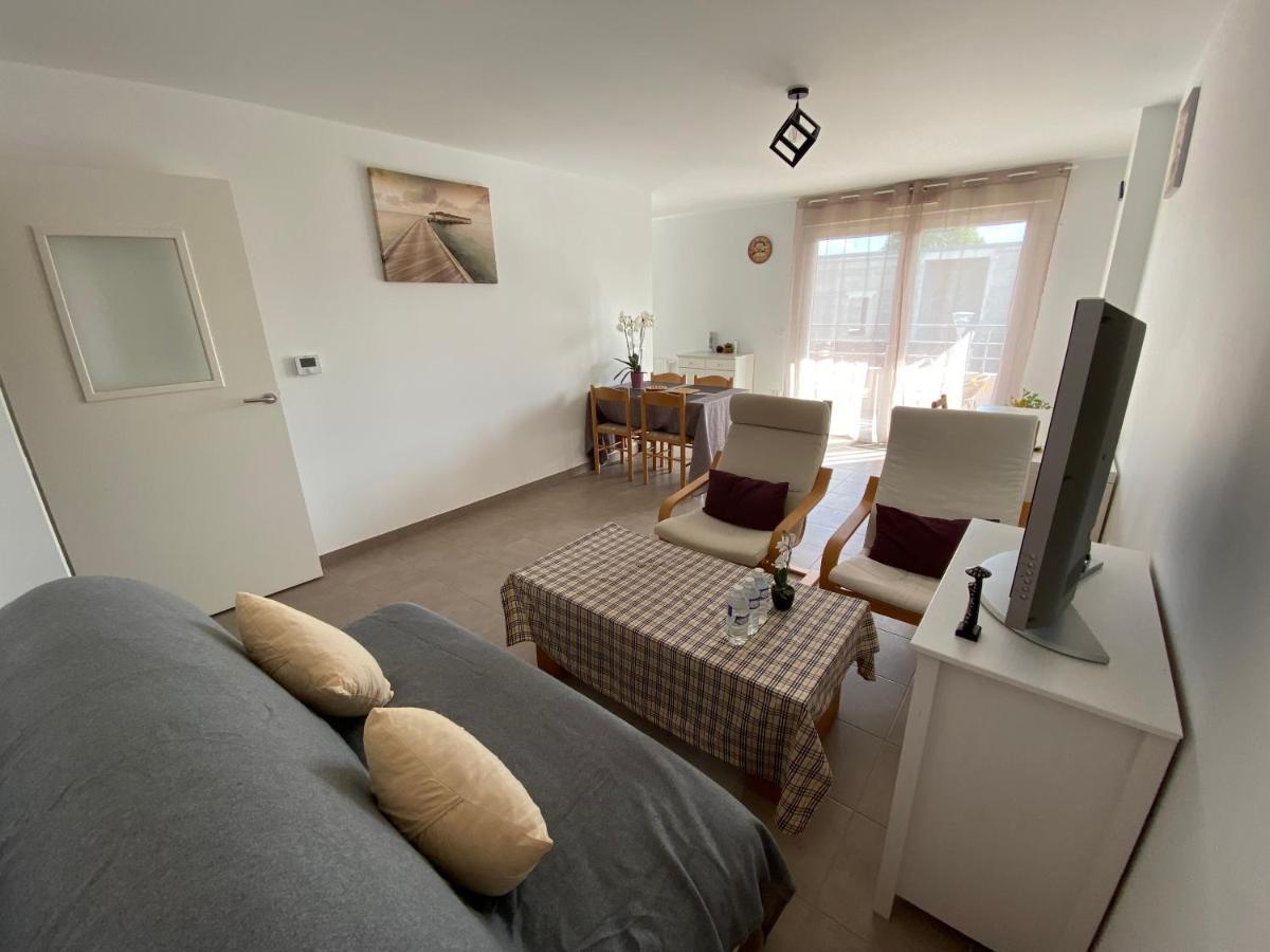 Chez Ngoc - Appartement Meuble Lannion Eksteriør billede
